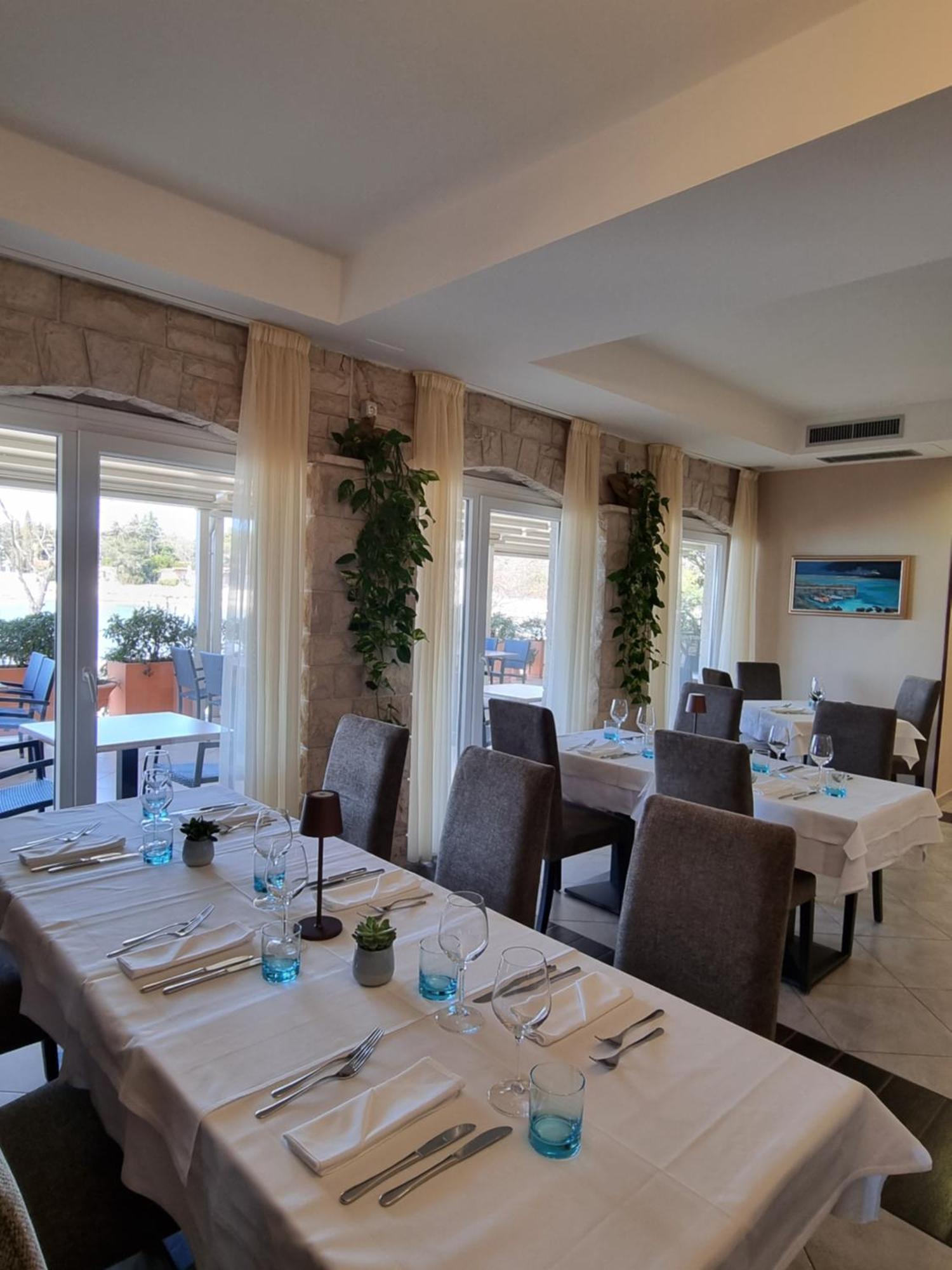 Hotel Zlatna Vala Ουμάγκ Εξωτερικό φωτογραφία