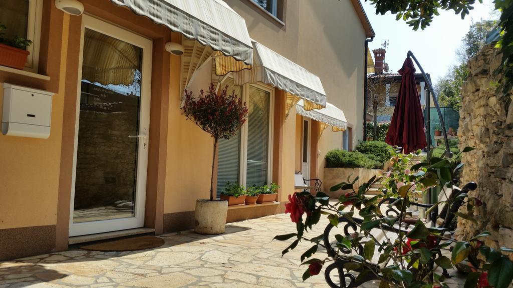 Hotel Zlatna Vala Ουμάγκ Εξωτερικό φωτογραφία
